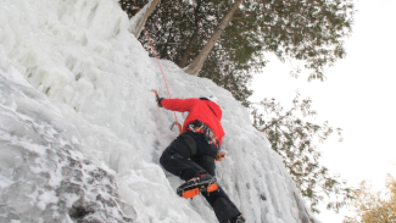 individual climbing ice cliffs in the Elora Gorge